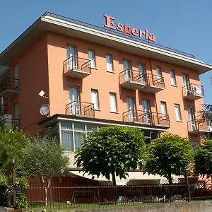 albergo-esperia.emilia-romagnahotels.net/